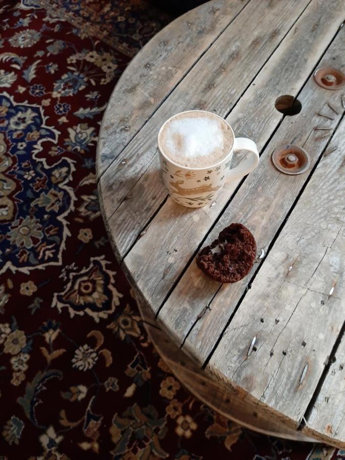 Gordon'S Guesthouse Loughrea Εξωτερικό φωτογραφία