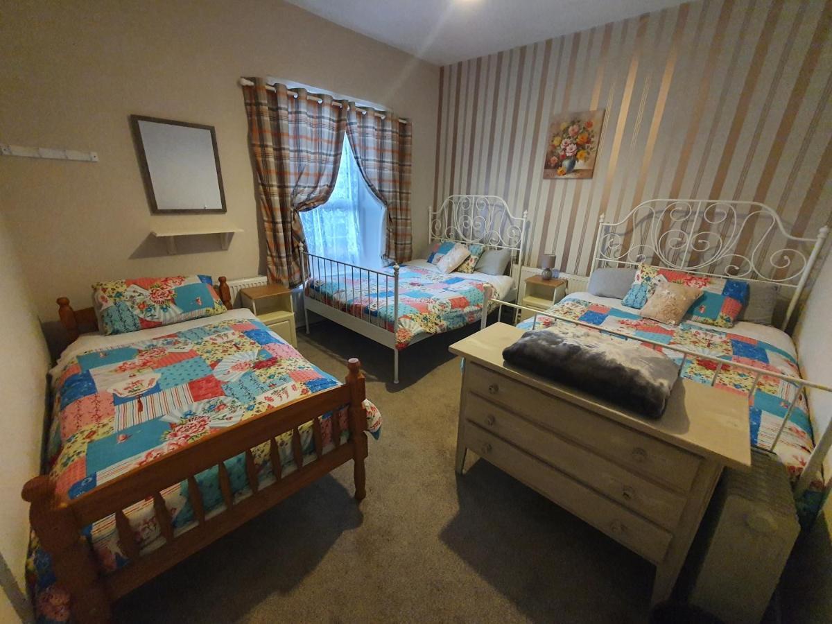 Gordon'S Guesthouse Loughrea Εξωτερικό φωτογραφία