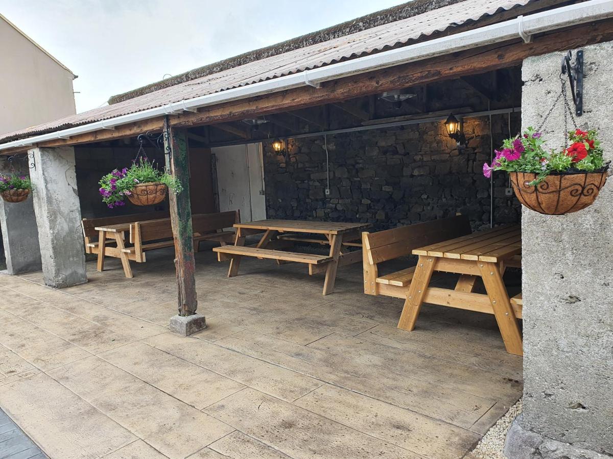Gordon'S Guesthouse Loughrea Εξωτερικό φωτογραφία