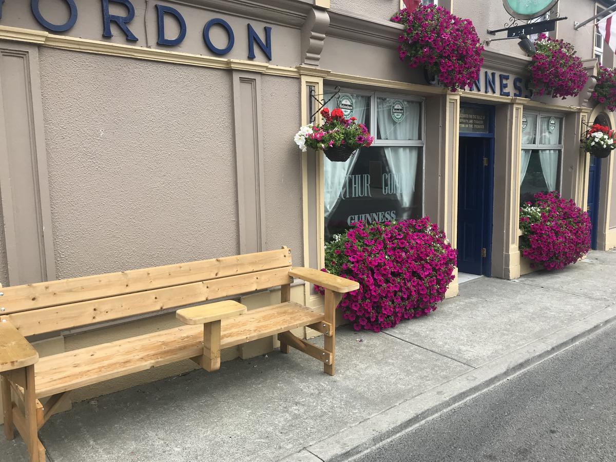 Gordon'S Guesthouse Loughrea Εξωτερικό φωτογραφία